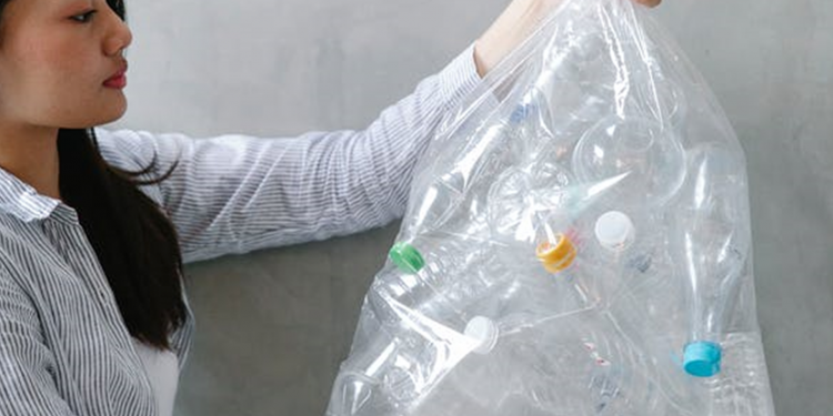 Single-use plastic, pollution sources, polluting the environment, zero-emission, environmentally-friendly,