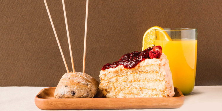 Signs of excessive sugar intake, if you eat too much sugar what happens, intake of Sugar, recommended intake of sugar, health for life,