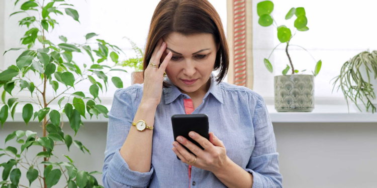 Doomscrolling, Mindfulness health solutions, digital balance, breaking the Cycle