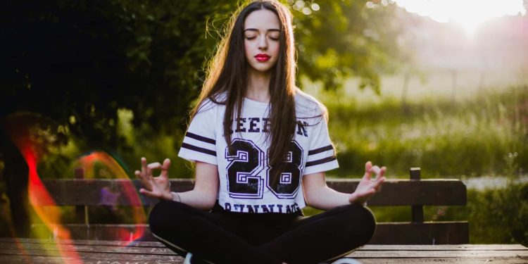 Natural wellness, Holistic health, Mind-body, Holistic healing, Natural health tips